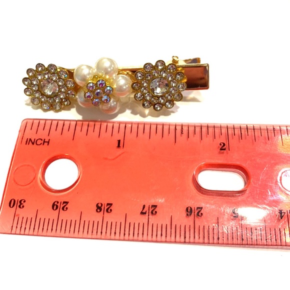Set Of 4 Rhinestone Hair Clips Barrettes Gold Tone Updos Pearl Flo… - Picture 5 of 6